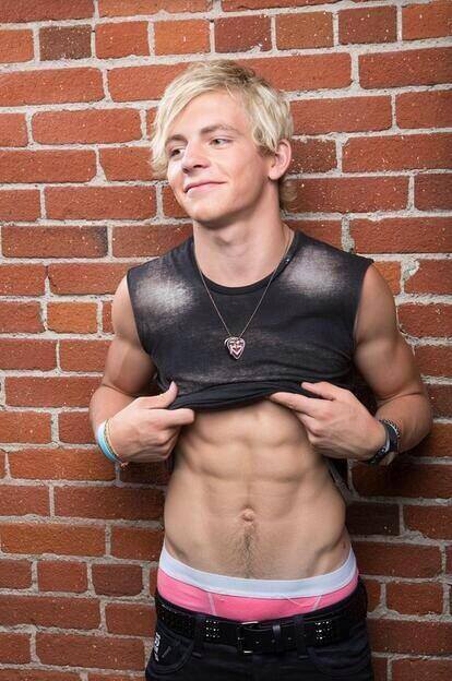 just-aust-in:  Ross Lynch