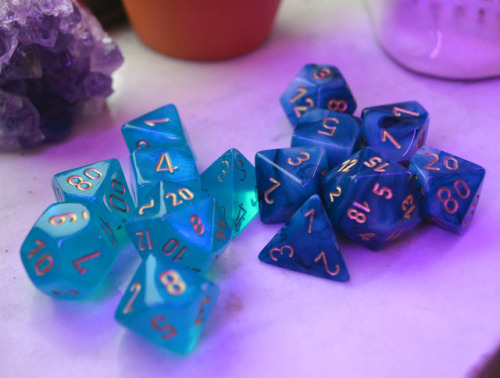 battlecrazed-axe-mage: My sets! The lighting in the picture is funky, but the dice themselves really
