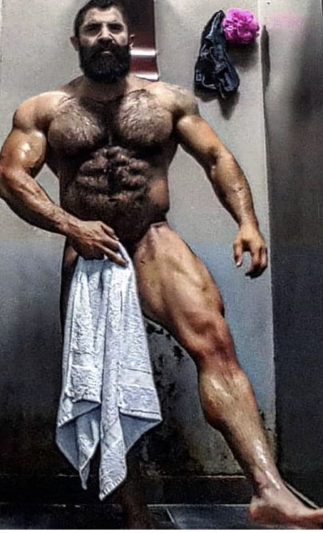 hairydadsandmuscle:Drop the towel, Doumit Doumit Ghanem  