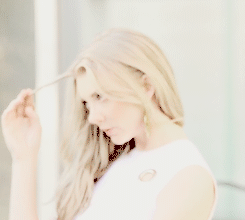 theflawrence:  “I know people think that acting is not quite the occupation of