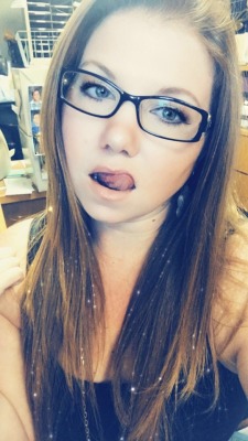 honeybunnyface:  Snapchat fun at work 