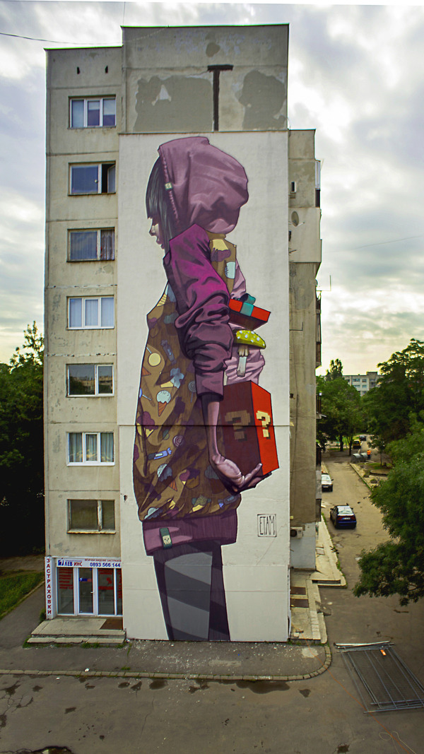 artmonia:  Street Art by Etam Cru Lodz, Poland based street artists Bezt and Sainer