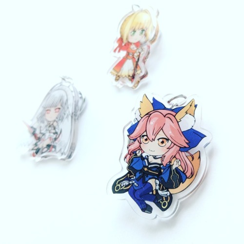 Some acrylic charms from the Fate series! Main playable characters of Fate: Extella yay!