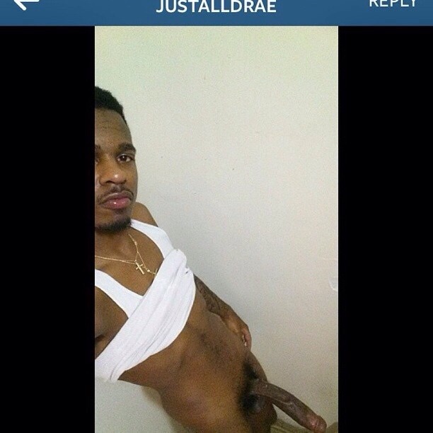 dachocolatefactory:  sexynytrap:  Even though his dick is clearly edited, InstaDick!