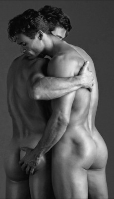 awesomemanasart:caracaracarancho-deactivated202:Welcome to Man as Art. I appreciate