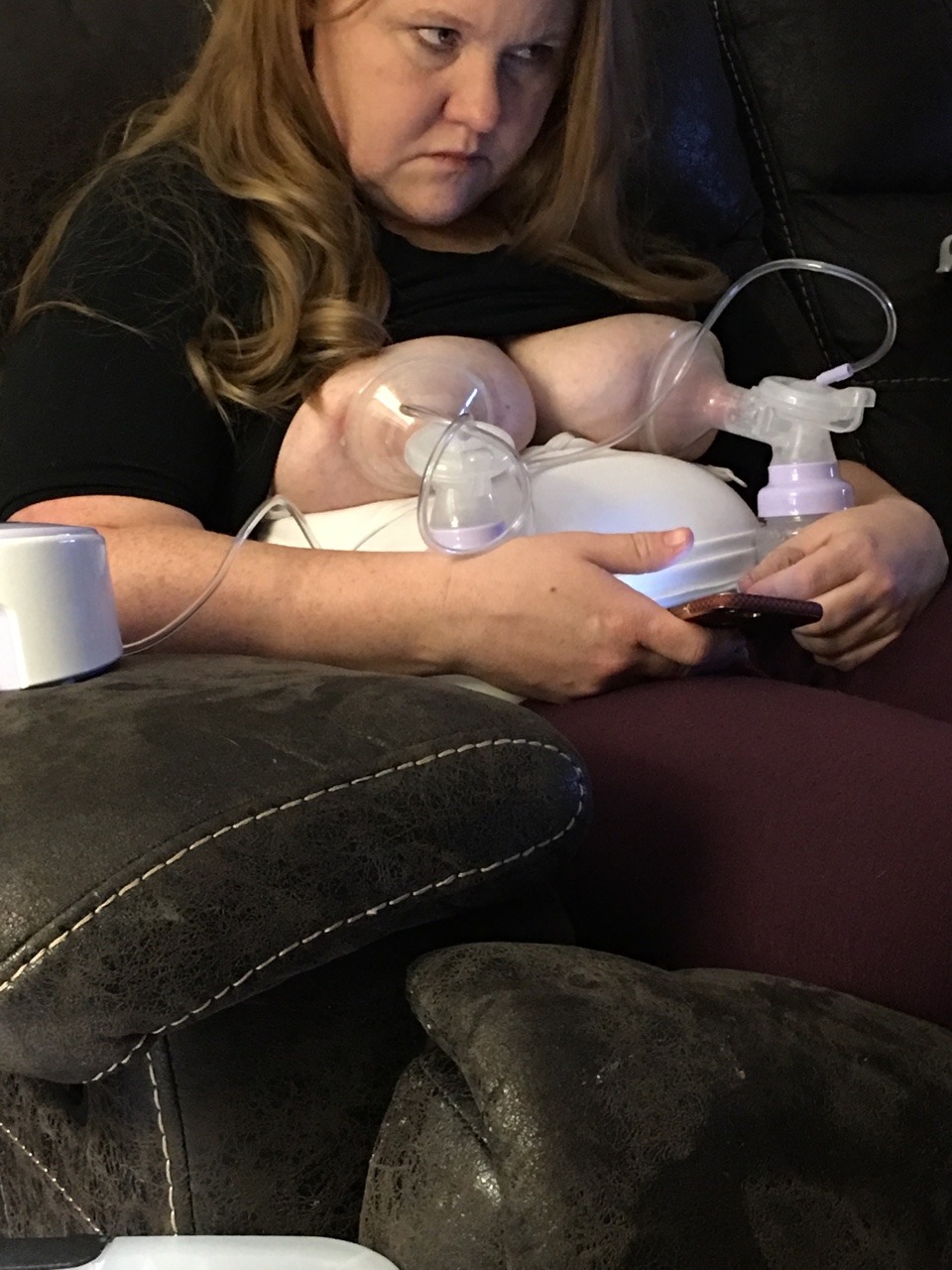 rileyshot:  its-g-lover:mmmm Pump those Mormon boobs