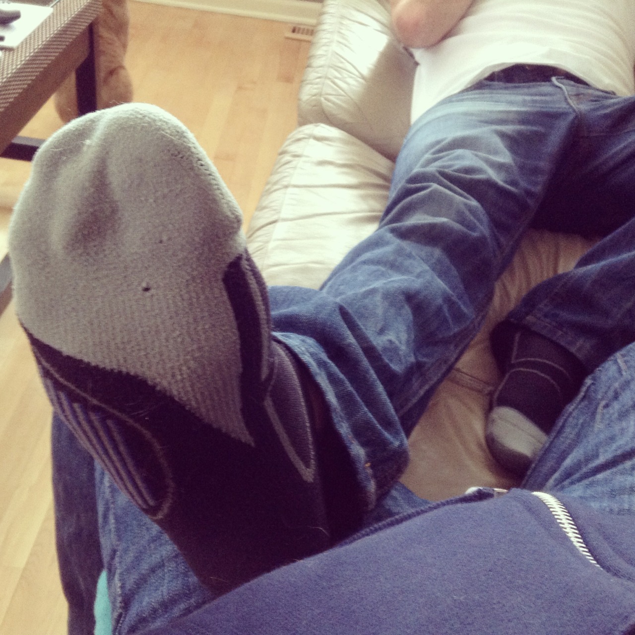yngrawcumdump:  ….he worked from home while the wife went into the office.  :)