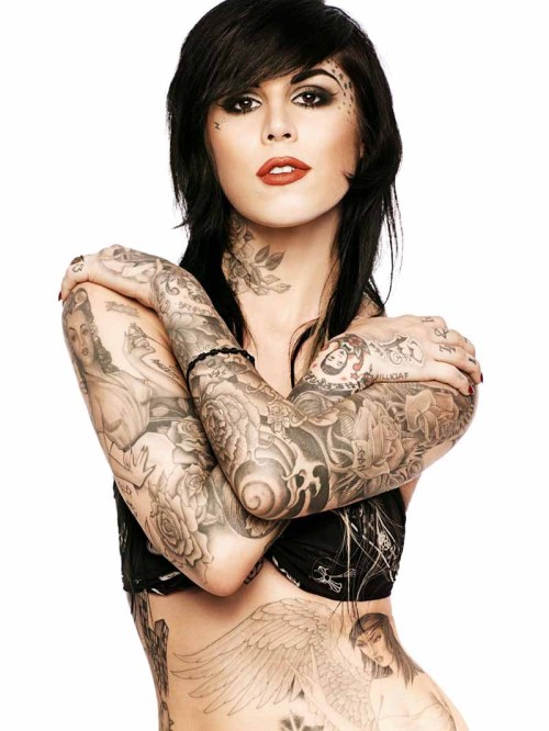 thisishowwechillfrom93til:  Kat Von D. 