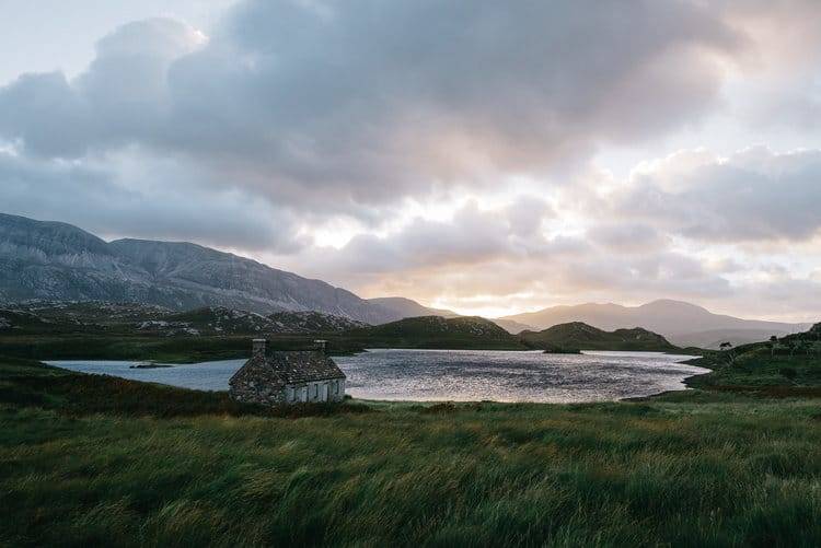 mymodernmet:  Travel Photographer Reveals the Dreamlike Tranquility of the Desolate