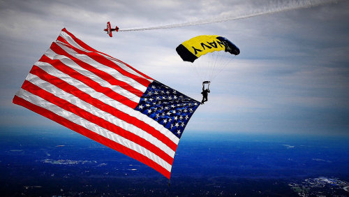 Happy 4th of July, avgeeks!  PEACHTREE CITY, Ga. (Oct. 31, 2015) Special Warfare Operator 1st Class 