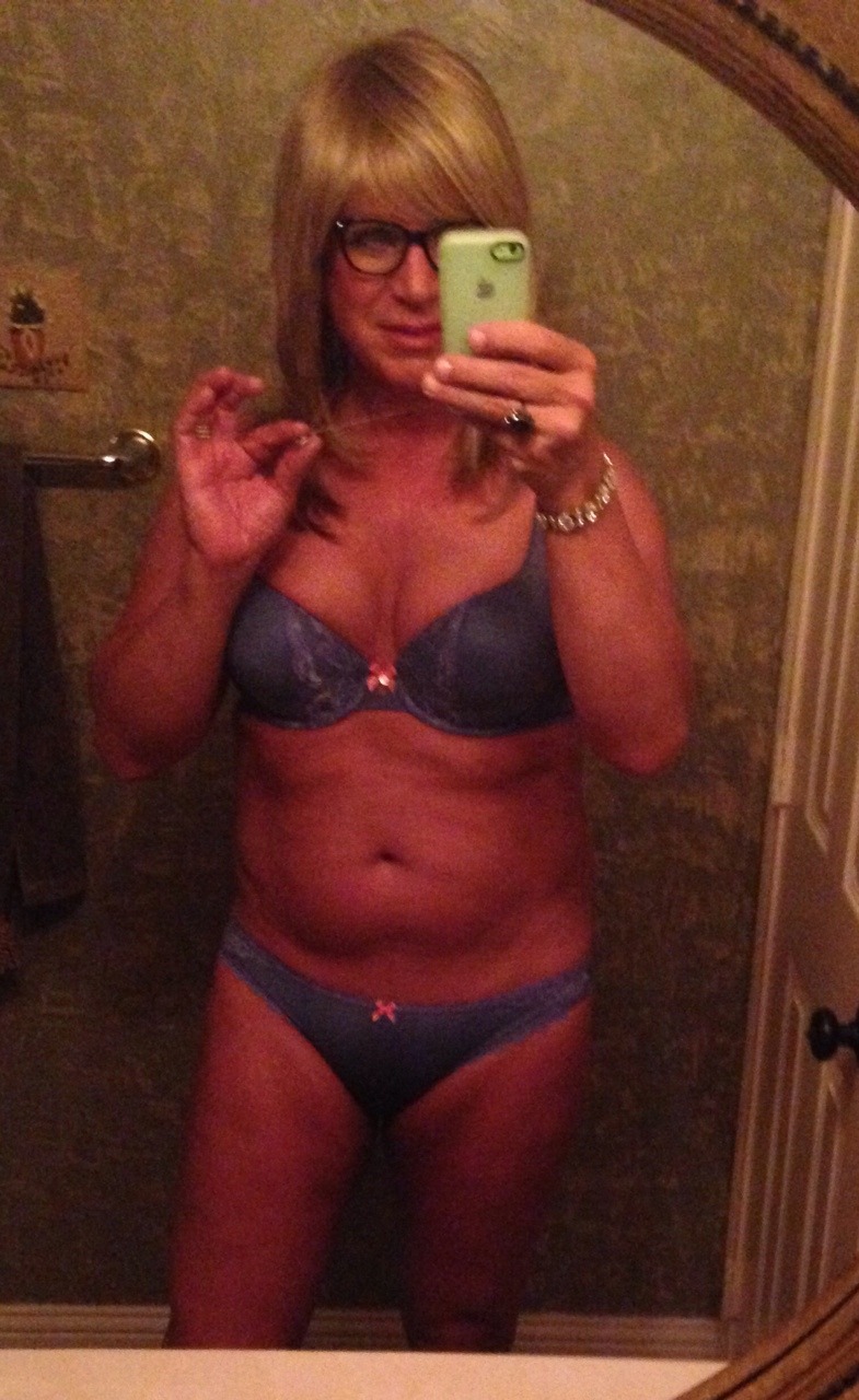 jessy830:  Kerry is so HOT!!! That body is absolutely perfect, every delicious inch
