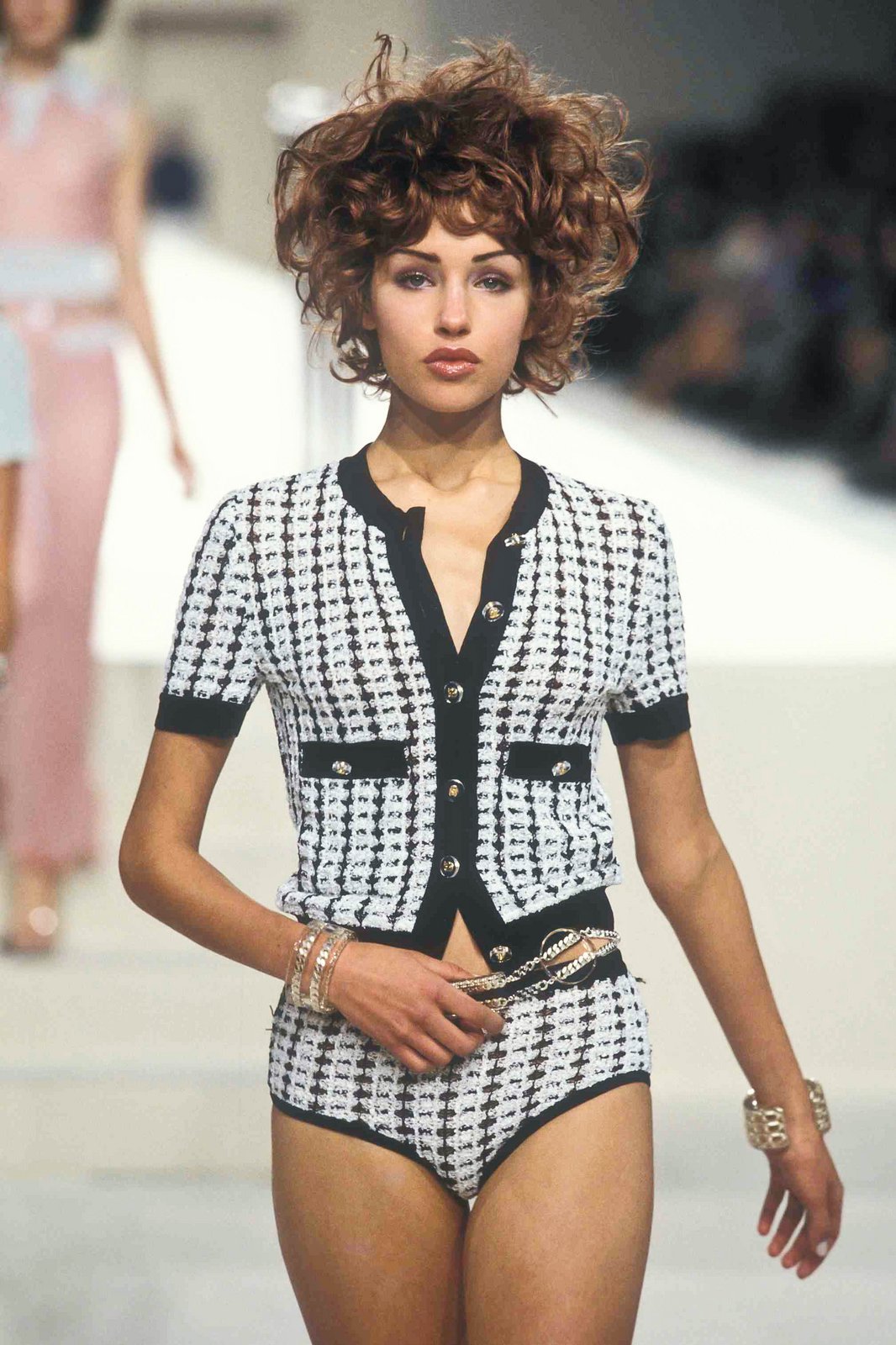 the original supermodels — Chanel - Spring 1997 Couture