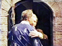 vincentpriceonline:Vincent Price & Peter Cushing || Candid/on the || “Madhouse” || 1973 || 8 gif