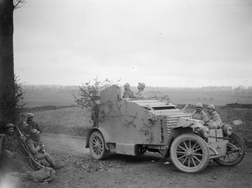 dieselfutures:Automitrailleuse Renault modèle 1915