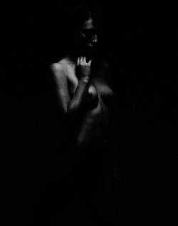 She…©2011 Ken Davie; All Rights Reserved.DO