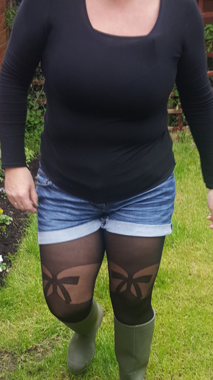 lickmywife69: love my wife gardening in her fancy tights and wellies Proper gardening gear!