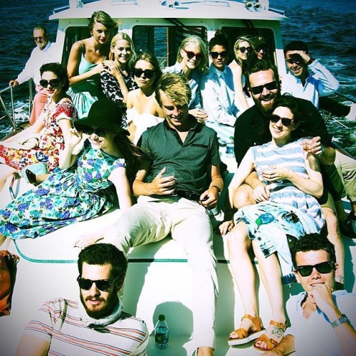 dancingtotaylorsbeat:Trying to mentally prepare for Taylor’s epic July 4th party pictures that will 