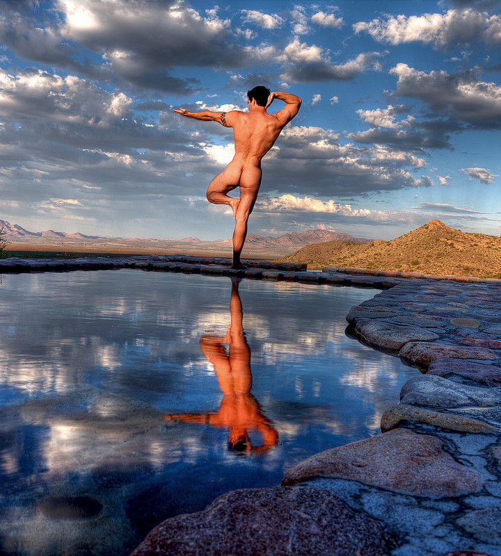 justlikeastare:  Reflected Pose