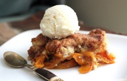 yummyinmytumbly:  Southern Peach Cobbler