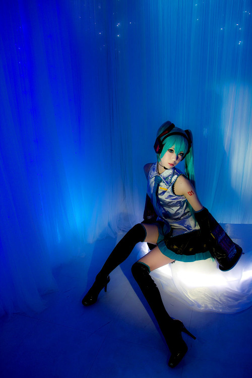 Vocaloid - Miku Hatsune (Ivy) 2