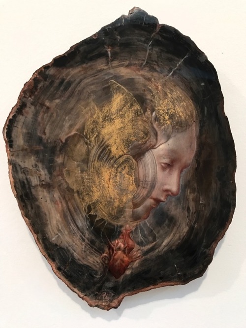 agostinoarrivabene:Sacro cuore . 2014 oil , gold leaf in foxilized Wood