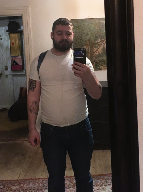 funfunstaticstatic:Is this the type of shirt that tabloids would call “unforgiving” if it was worn by a celebrity of my size?