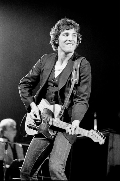 soundsof71:Bruce Springsteen, New Jersey in August 1976 by James Shive, my edit of original via shiv