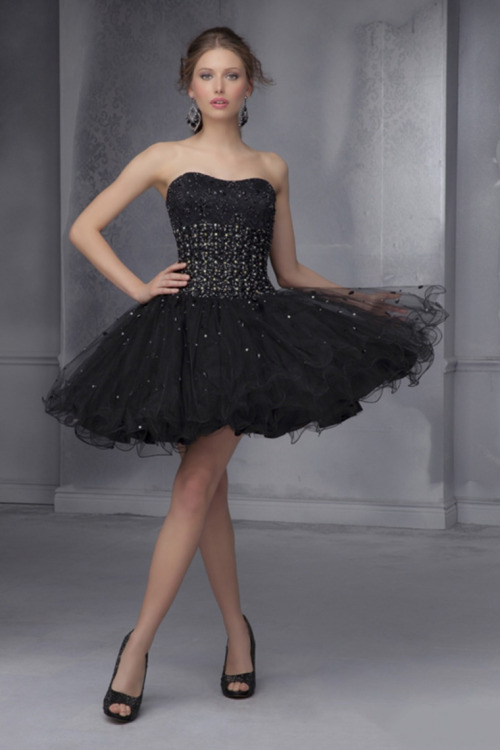 Black short puffy prom dress