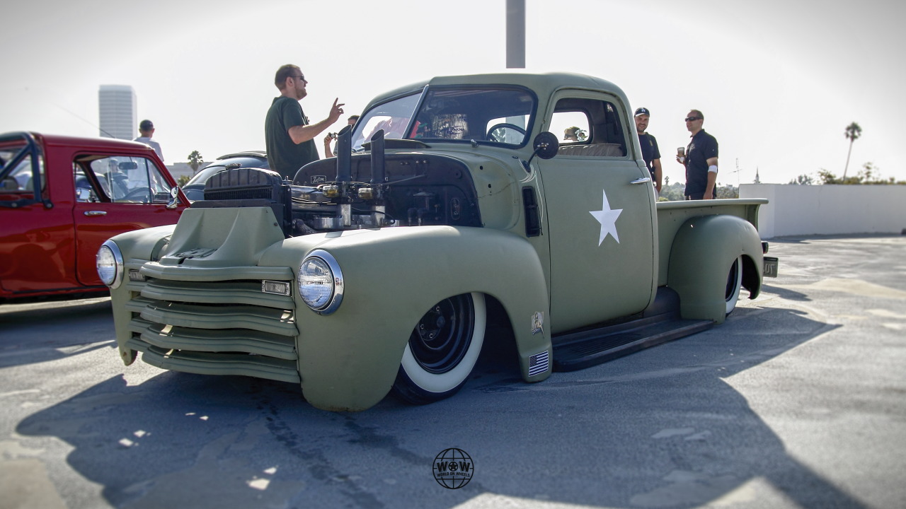 dodge39:  world-on-wheels:  as American as apple pie… Breakfast Club LA Petersen