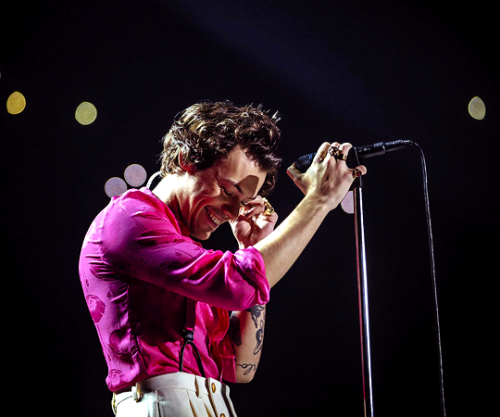 HARRY STYLES“Fine Line” Live: One Night Only — ph. Hélène Pambrunin Inglewood, California › December