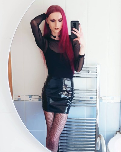kittykat8311:Feeling myself a little bit more now 😘💖