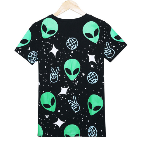 colorfullife-fiona:    Alien Tee   