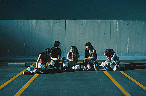 5f222513f7b7c6487a522f73850c1bed6c1bb566.gifv