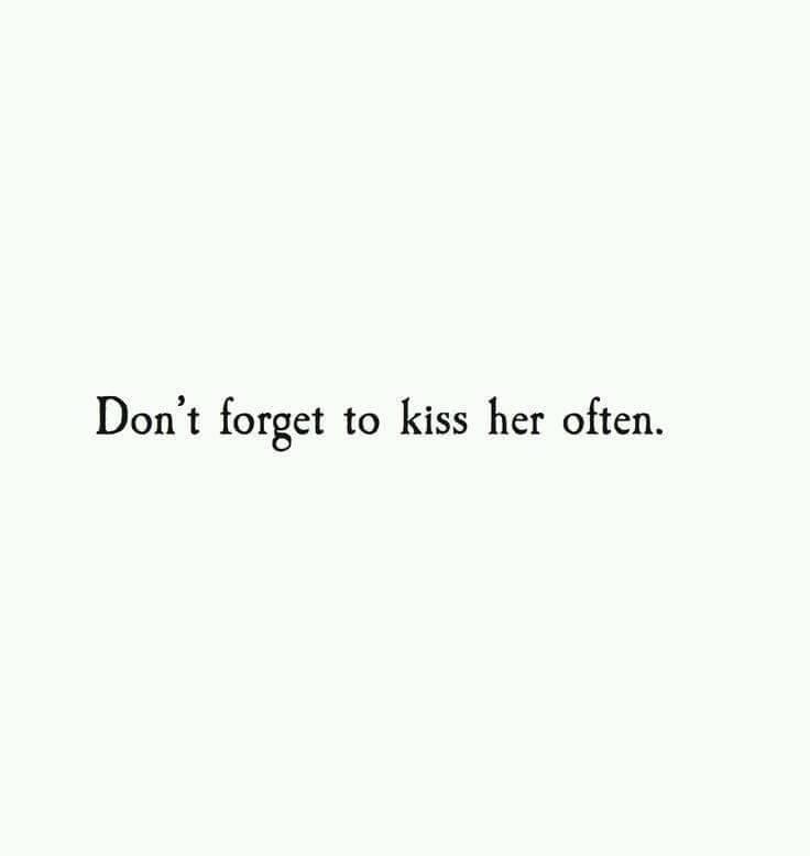 darkazazael:  voodooprincessrn:  Don’t forget  I like kisses and miss kissing💋😘💋