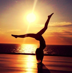 teenshealthandfitness:  Yoga! Teenshealthandfitness.Tumblr.Com