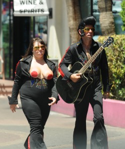 Saw Elvis and his girl on the strip the other