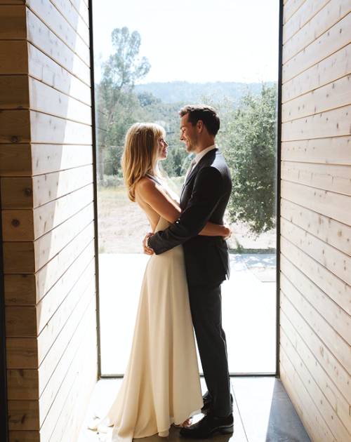 MELISSA BENOIST, CHRIS WOODon their Wedding day / 2019 › ph. Norman &amp; Blake