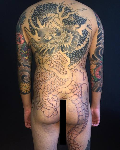 Dragon in progress#zerozentattoocrew #ryu j#japanesetattoo (em Zero Sen Tattoo Studio)