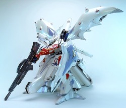 gunjap:  ehgkhgk’s NG 1/100 NIGHTINGALE 袖付 Urethane Gloss Finish: Full Photo Reviewhttp://www.gunjap.net/site/?p=310503