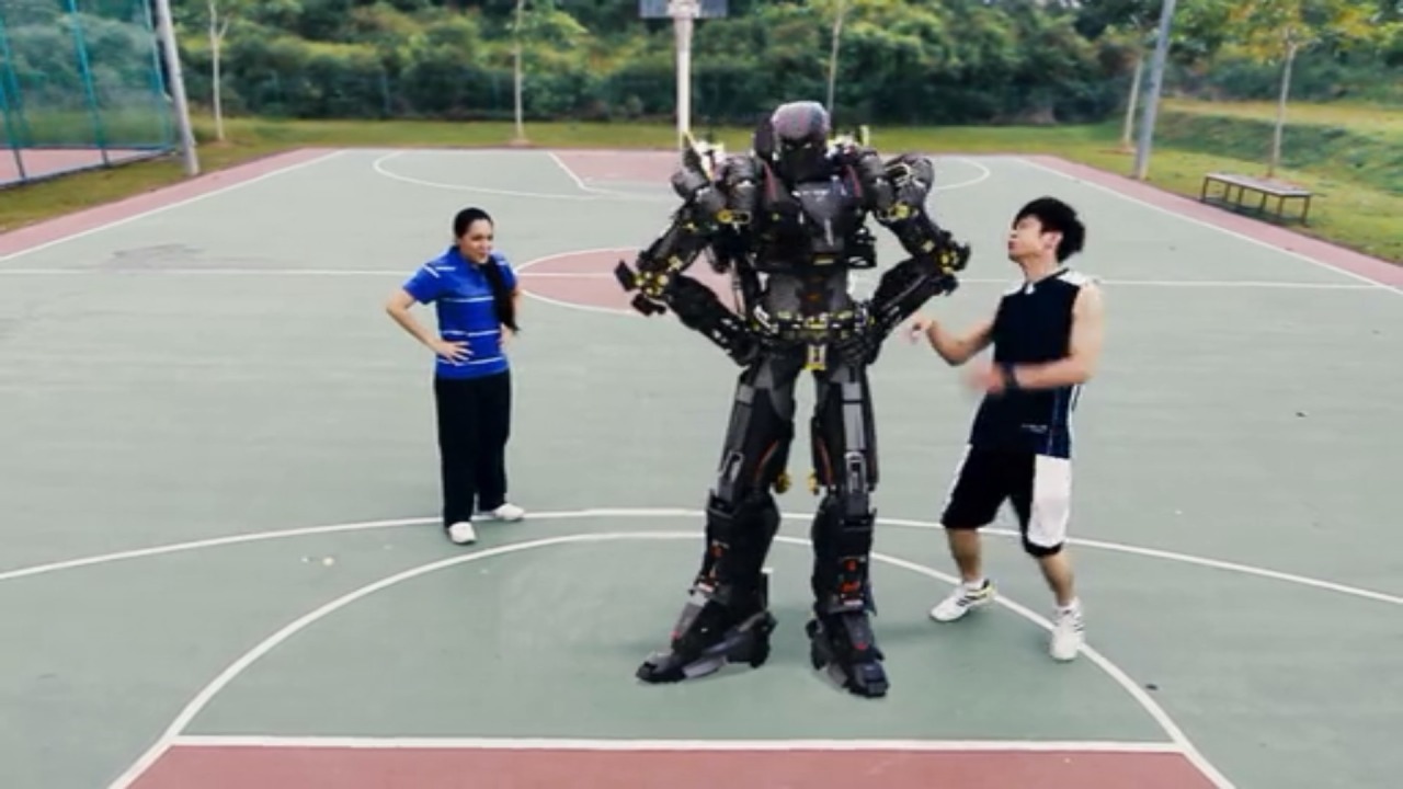 apbajs:  captainrobutts:  Someone please draw porn of this motorcycle robot  R 