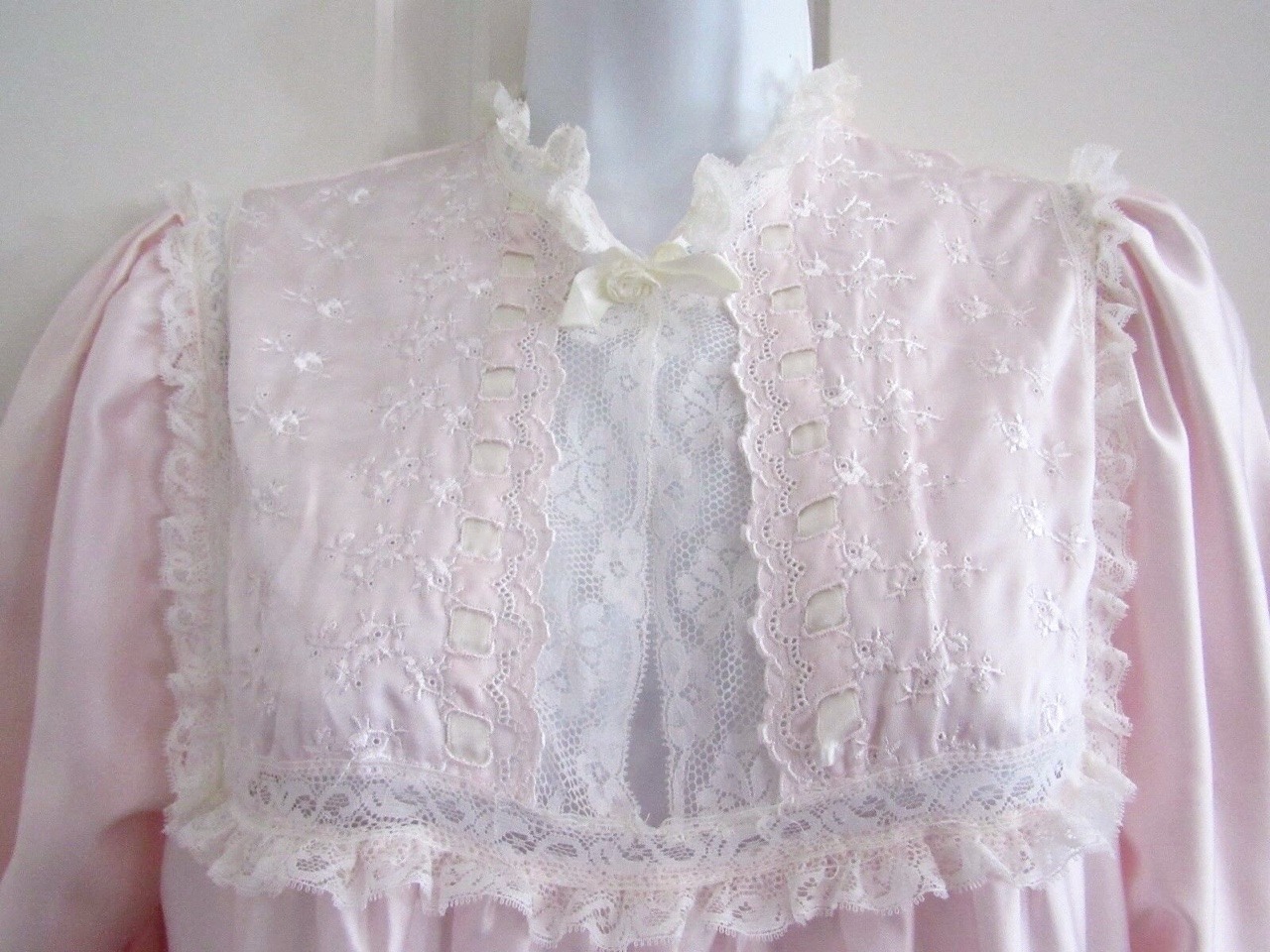 Vintage Pink Christian Dior Nightgown : PINK。