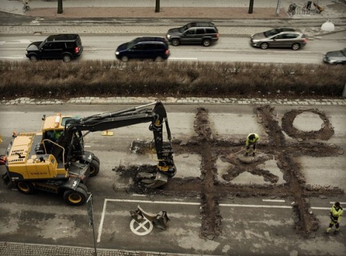 anythingphotography:  Mind-Bending Photo-Manipulations by Erik Johansson Erik Johansen’s pictures are worth more than a thousand words. The German born, Swedish based photographer enjoys nothing more than manipulating the mind with his tantalizing