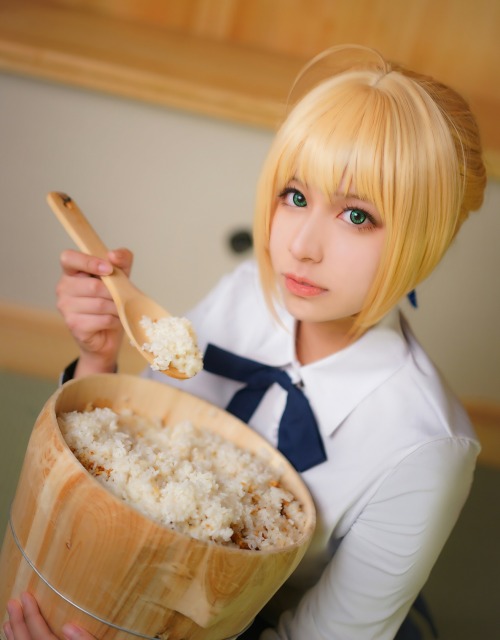 Saber with a bucket of rice - 兔子烧