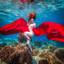 underwater girls