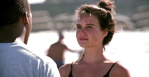 guginosource: CARLA GUGINO  +  FILMOGRAPHY↳  murder without motive  (  1992