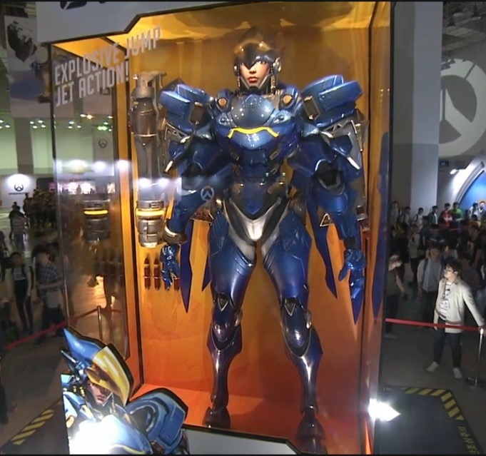 neme303:  yoshthelazyauthor:  neme303:  djlegz:  hierojux:  Pharah  so dope   H̲̣͓OW
