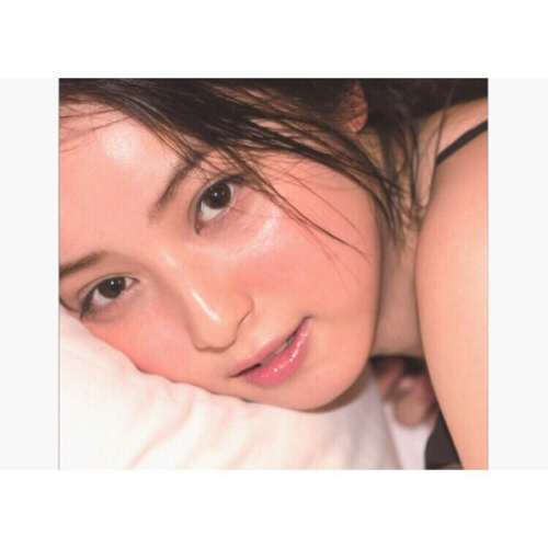 darylfranz: 佐々木希 on Instagram: “皆様に大事なお知らせです✨ 佐々木希写真集『かくしごと』の サイン本お渡し会を開催する事が決定しました❗️ ファンの皆様とお会い出来るの