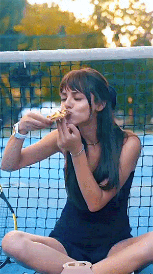 ad1adfe992224dc6d599f6470209490e9847c580.gifv