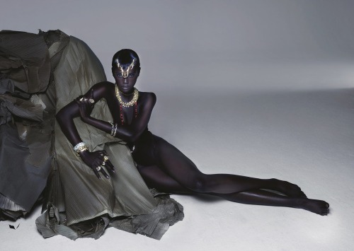black-is-no-colour: Duckie Thot, photographed adult photos
