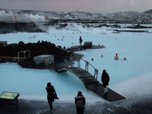 so-narly:The Blue Lagoon geothermal spa is one of the most visited attractions in Iceland. The steam